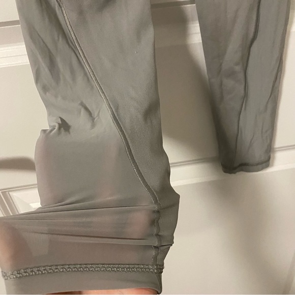 Aerie xs OFFLINE (Real me) light grey mesh leggings - Picture 5 of 5